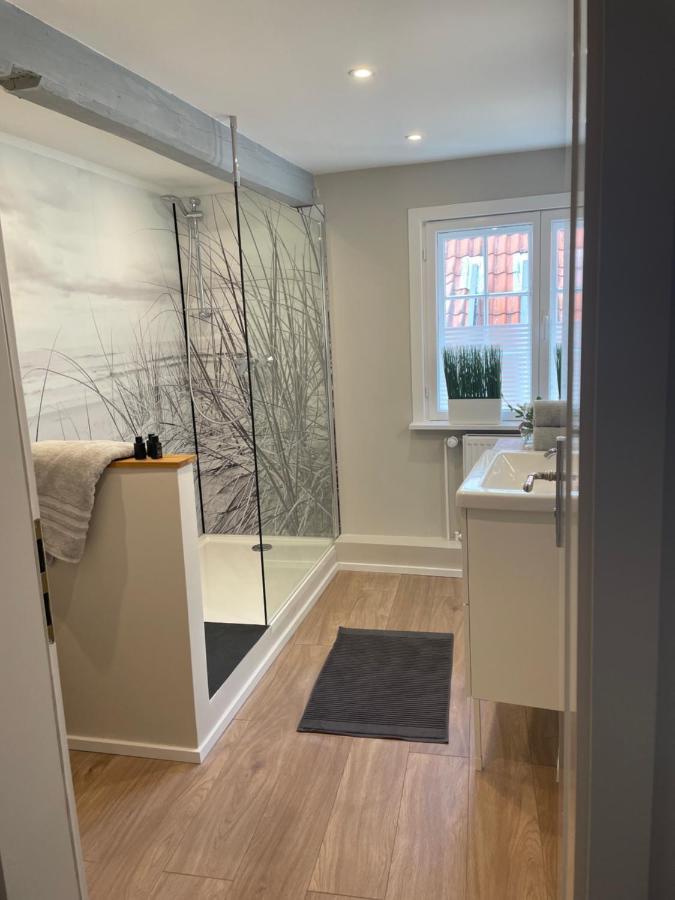 Ferienwohnung Marzipan - Im Herzen Der Altstadt, Historisches Gebaeude Mit Modernem Ambiente, W-Lan Lübeck Buitenkant foto